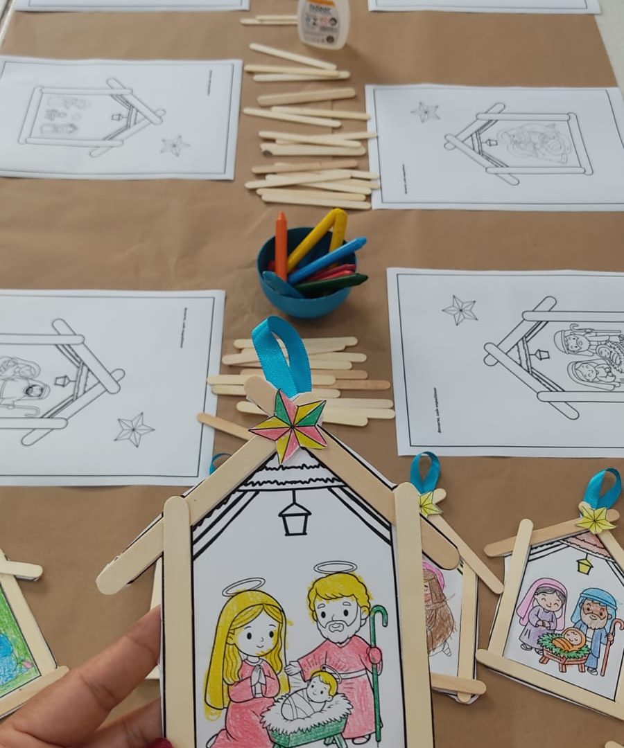 PRESÉPIOS - NASCIMENTO DE JESUS  LEMBRANCINHA